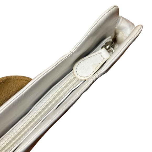 Hello Kitty Purse - Picture 5 of 5